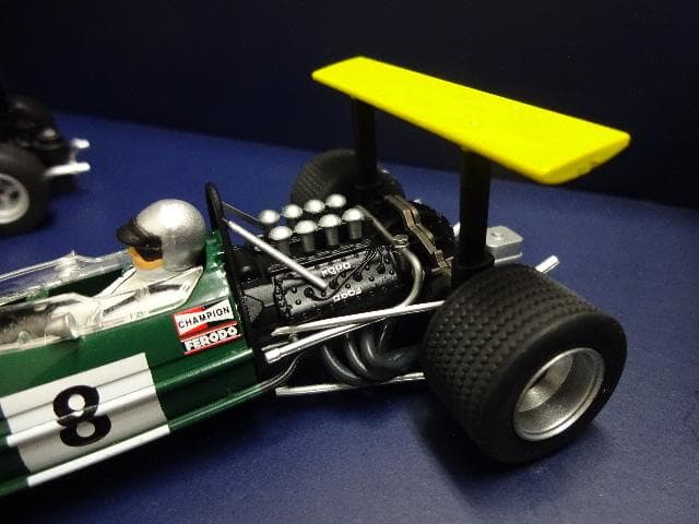 Scalextric 1/32 スロットカー　2台セット