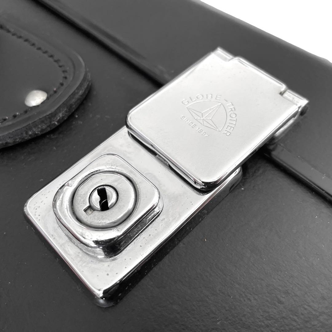 《超美品》グローブトロッター スーツケース キャリーバッグ 2輪 ブラック 黒系