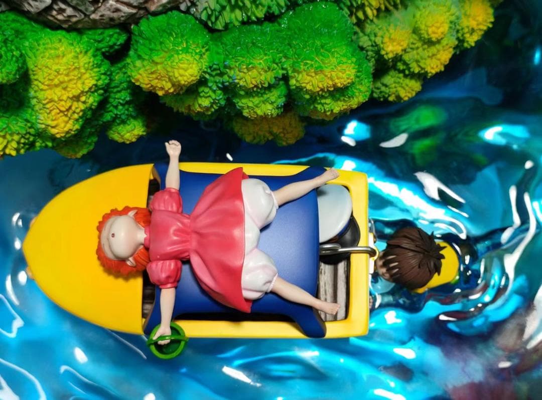 宮崎駿 崖の上のポニョ ポニョと宗介 彫刻フィギュア