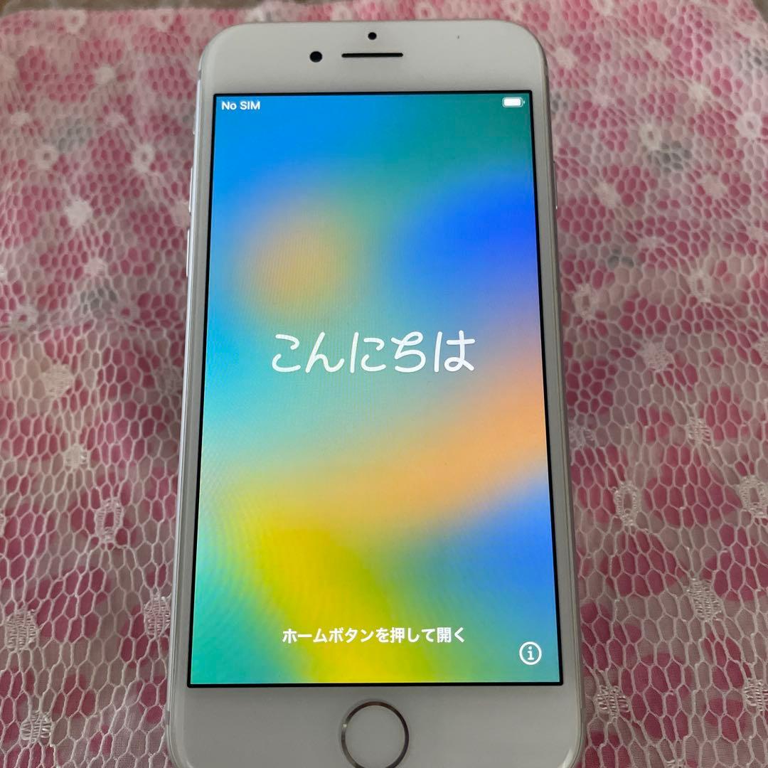iPhone8 64GB docomo SIMロック解除済み
