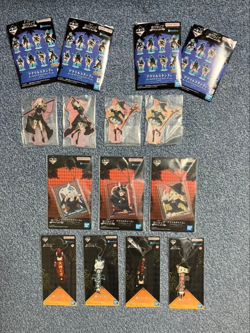 一番くじ ホロライブ 缶バッジ　ホロ　アクリルスタンド　18点セット　白上フブキ