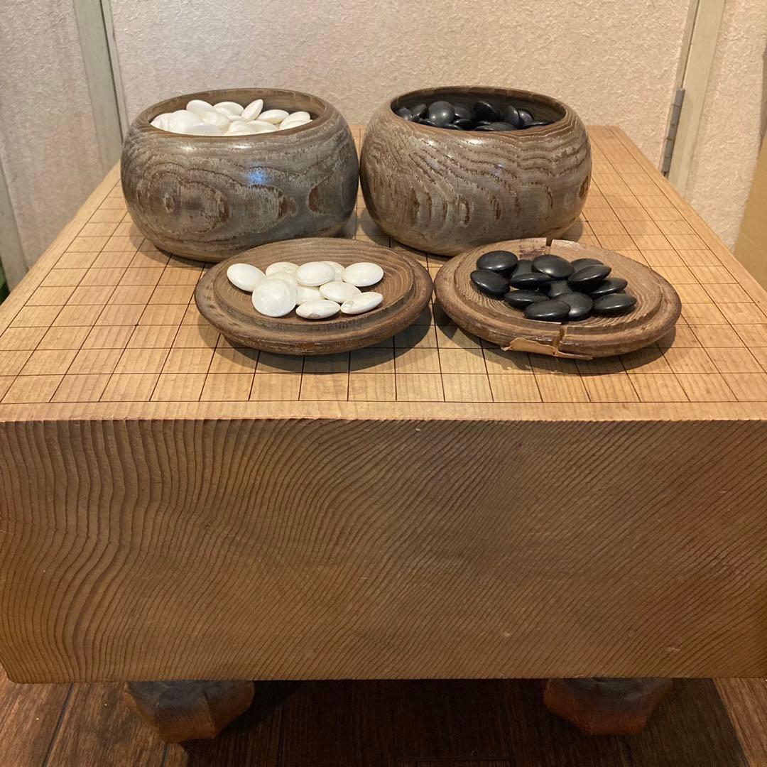 希少　囲碁盤　囲碁　足付　へそ　天然木　那智黒　蛤　レトロ　骨董