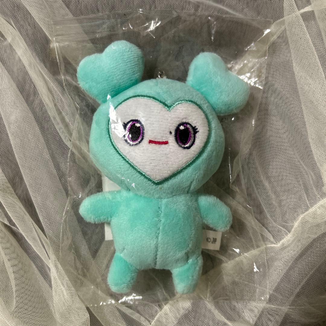 TWICE ミナ ラブリー キーホルダー - メルカリ