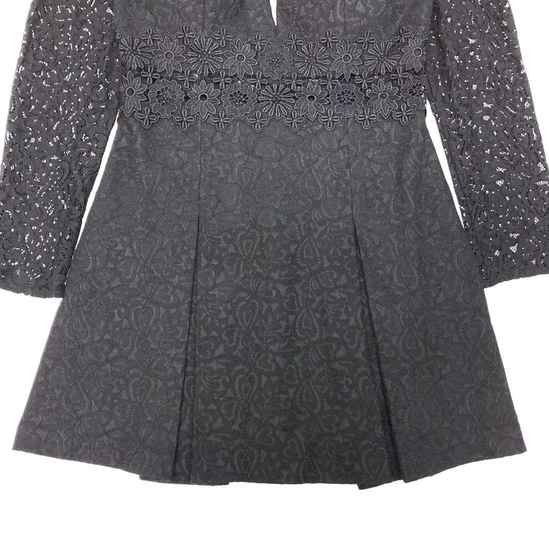 Donia Quinn ドニアクイーン 総レース ボックスプリーツ ミニドレス