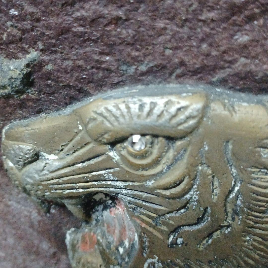 虎と龍の置物 土台付き 美術品・アンティーク・コレクション