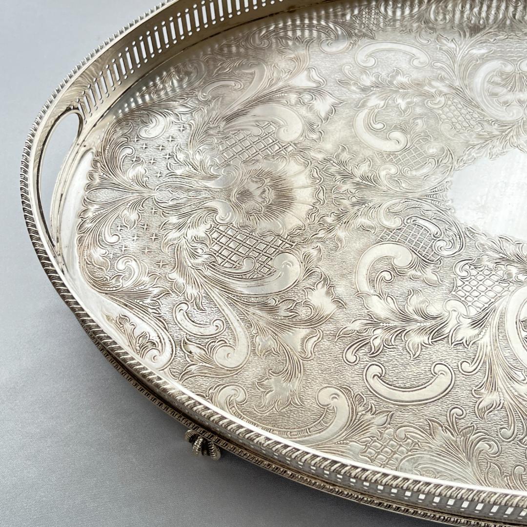 【英国】 ギャラリートレー オーバル型 45cm 装飾フット 大型