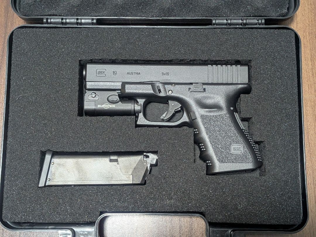 東京マルイ ガスハンドガン グロック19 Gen3 XC1レプリカとケースセット
