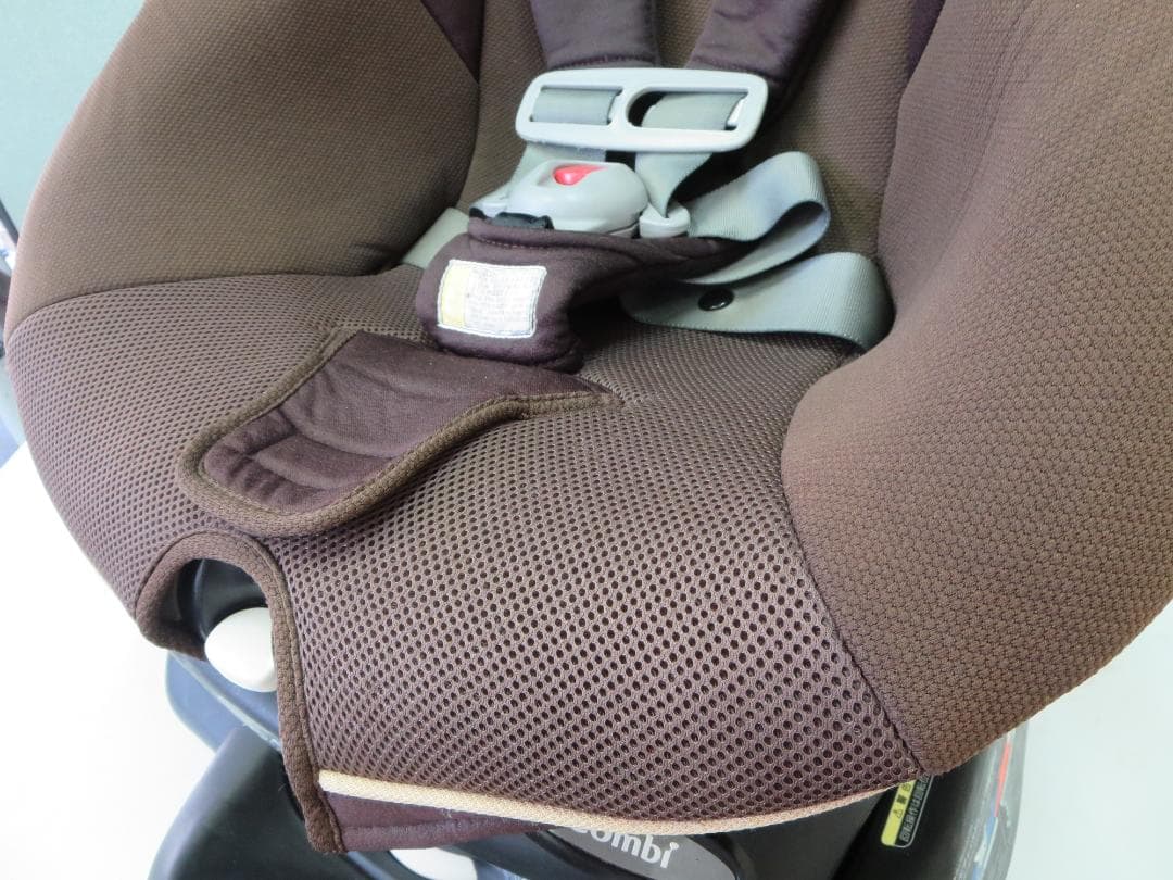 コンビ　チャイルドシート ゼウスターンEG　回転式