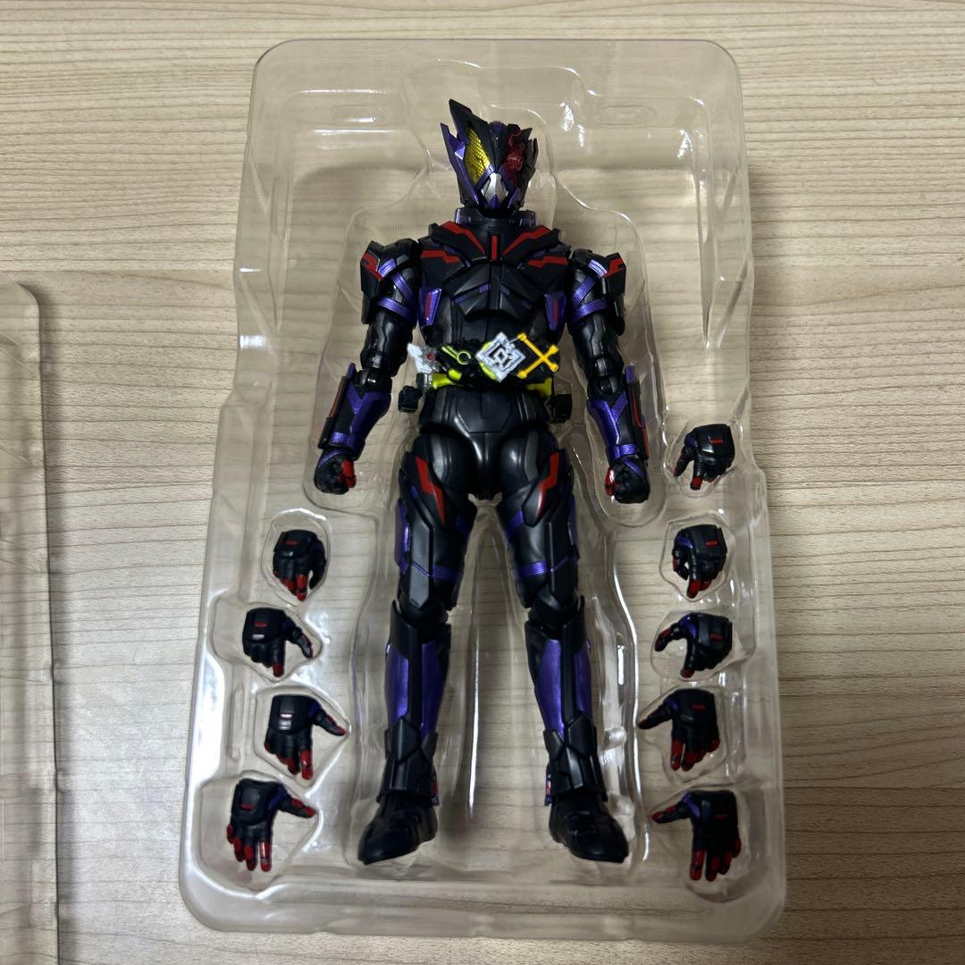 S.H.Figuarts仮面ライダー滅アークスコーピオン
