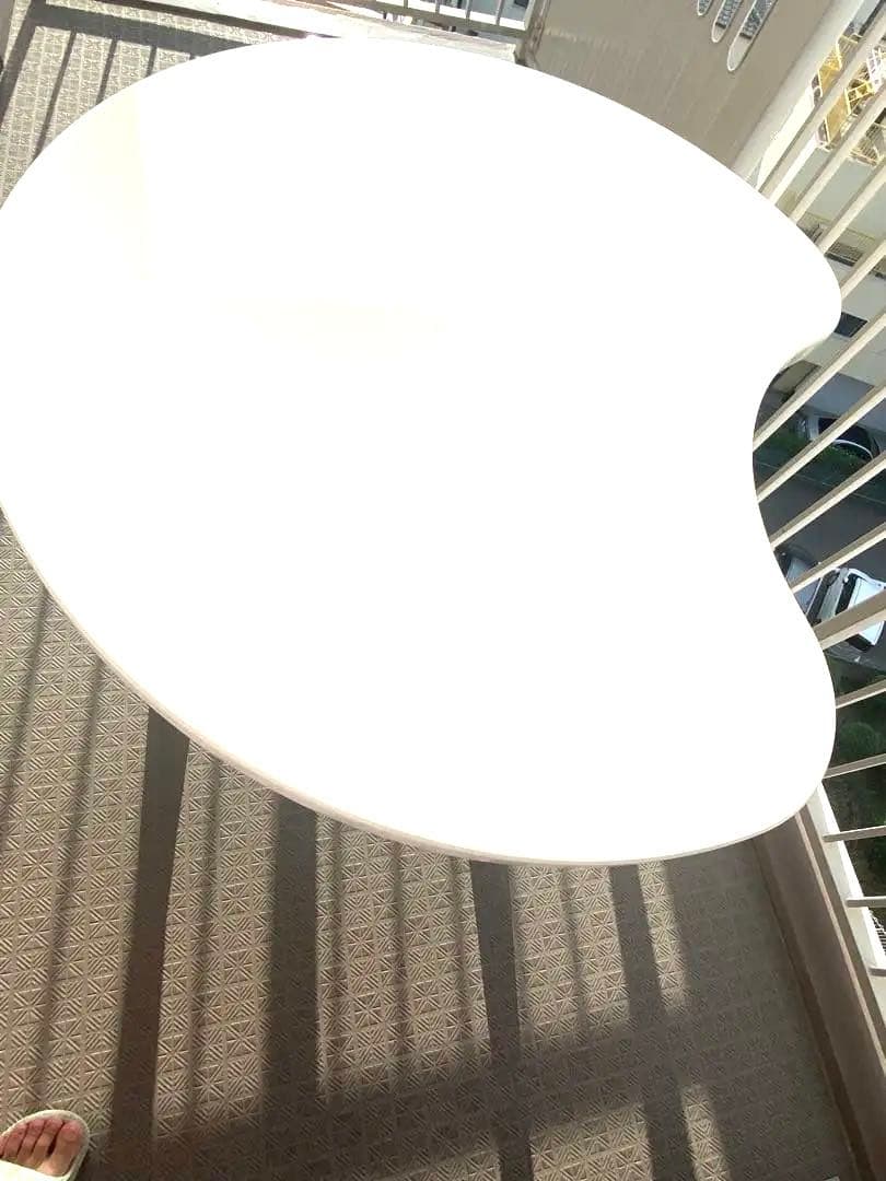 パレット型 ホワイトダイニングテーブル 広々 インテリア 真っ白