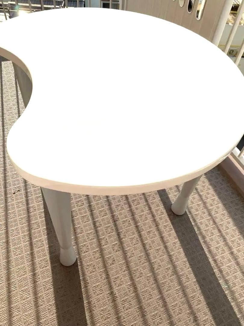 パレット型 ホワイトダイニングテーブル 広々 インテリア 真っ白