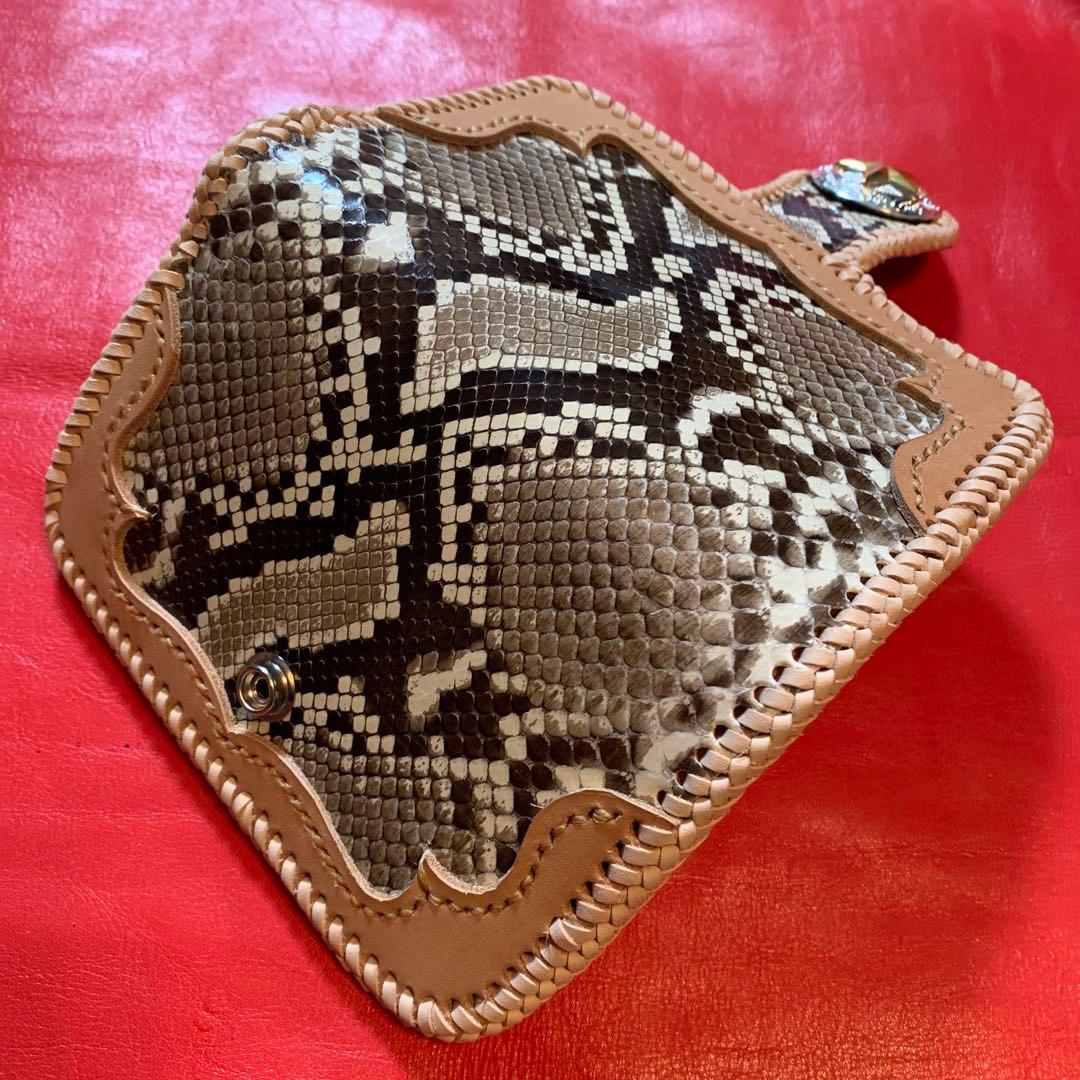 ハンドメイドレザークラフトダイヤモンドパイソンミドルウォレット財布　カードケース