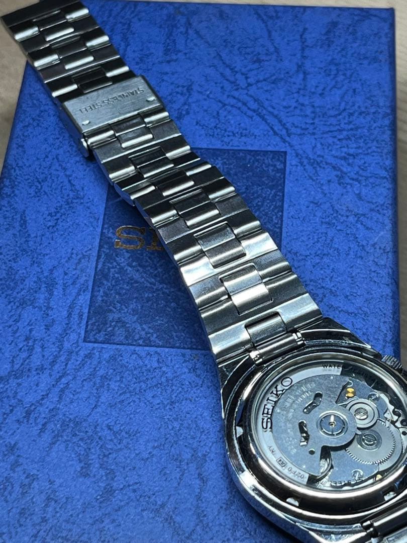 オ*ヲ様 SEIKO5 自動巻き 7S26-02F0 21JEWELS 裏スケ