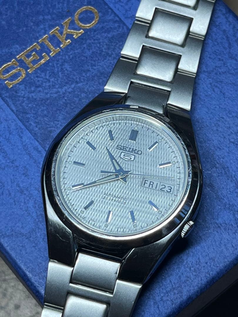 オ*ヲ様 SEIKO5 自動巻き 7S26-02F0 21JEWELS 裏スケ