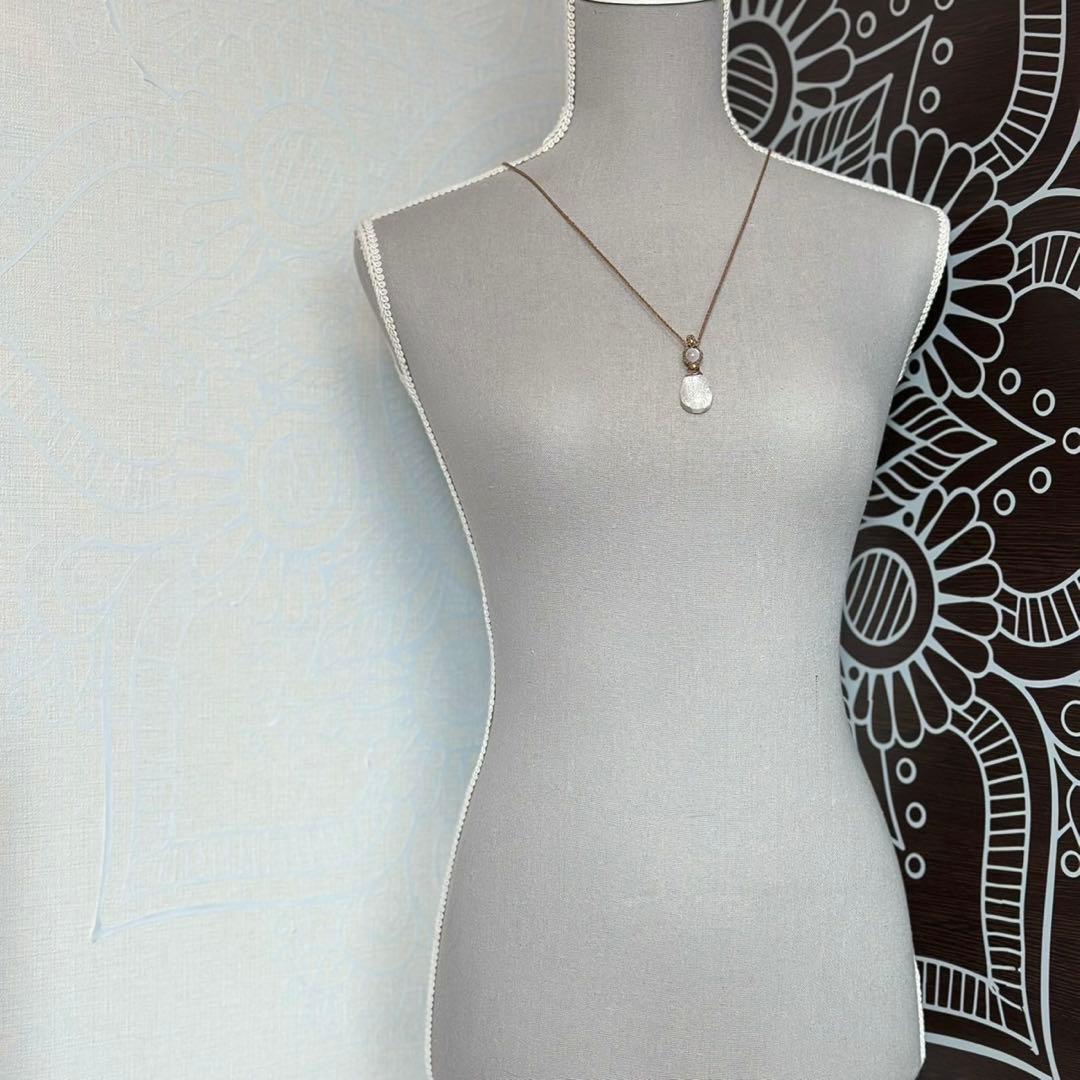 純誌』ブルーエンジェルラダークォーツとブルームーンストーンの