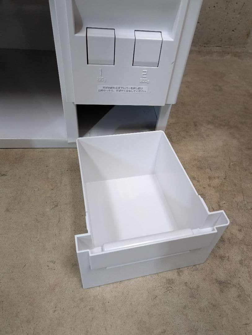 折畳みテーブル・チェア2脚set +3,000円 キッチンラック+5,000円