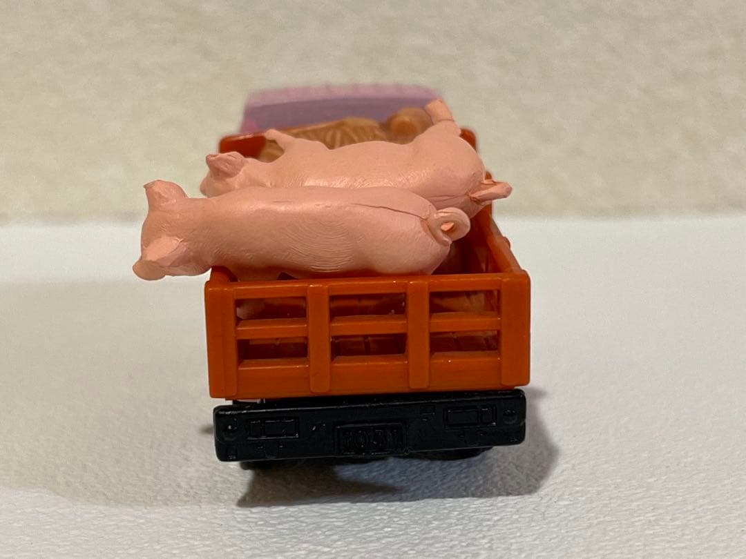 トミカ 日本製 黒箱 39 スズキ キャリイ 家畜運搬車 スーパーギフト