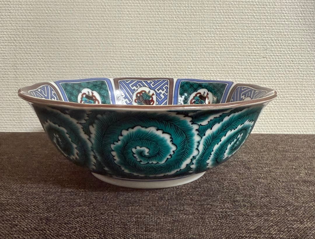 【新品・未使用】古九谷焼　小紋宝尽し　6.5号鉢