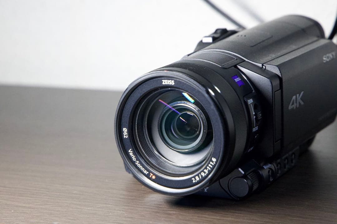 [土日限定値下げ中] SONY ハンディカム FDR-AX100