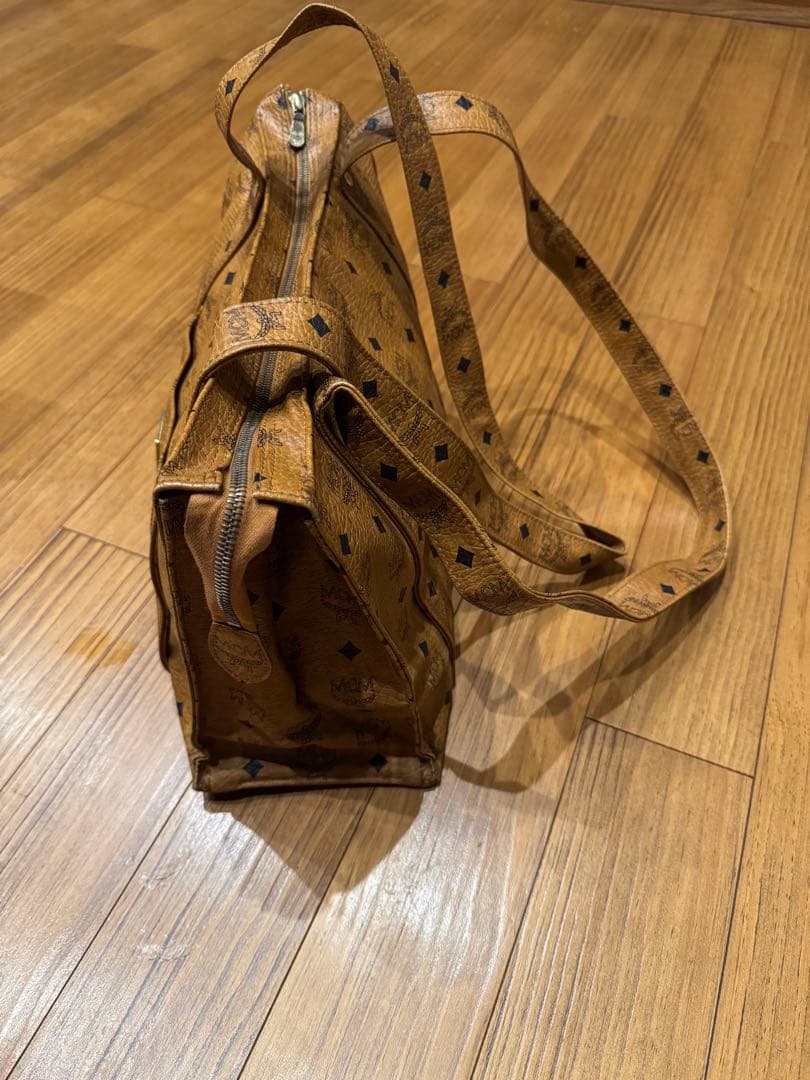 MCM ブラウン ショルダーバッグ K7829