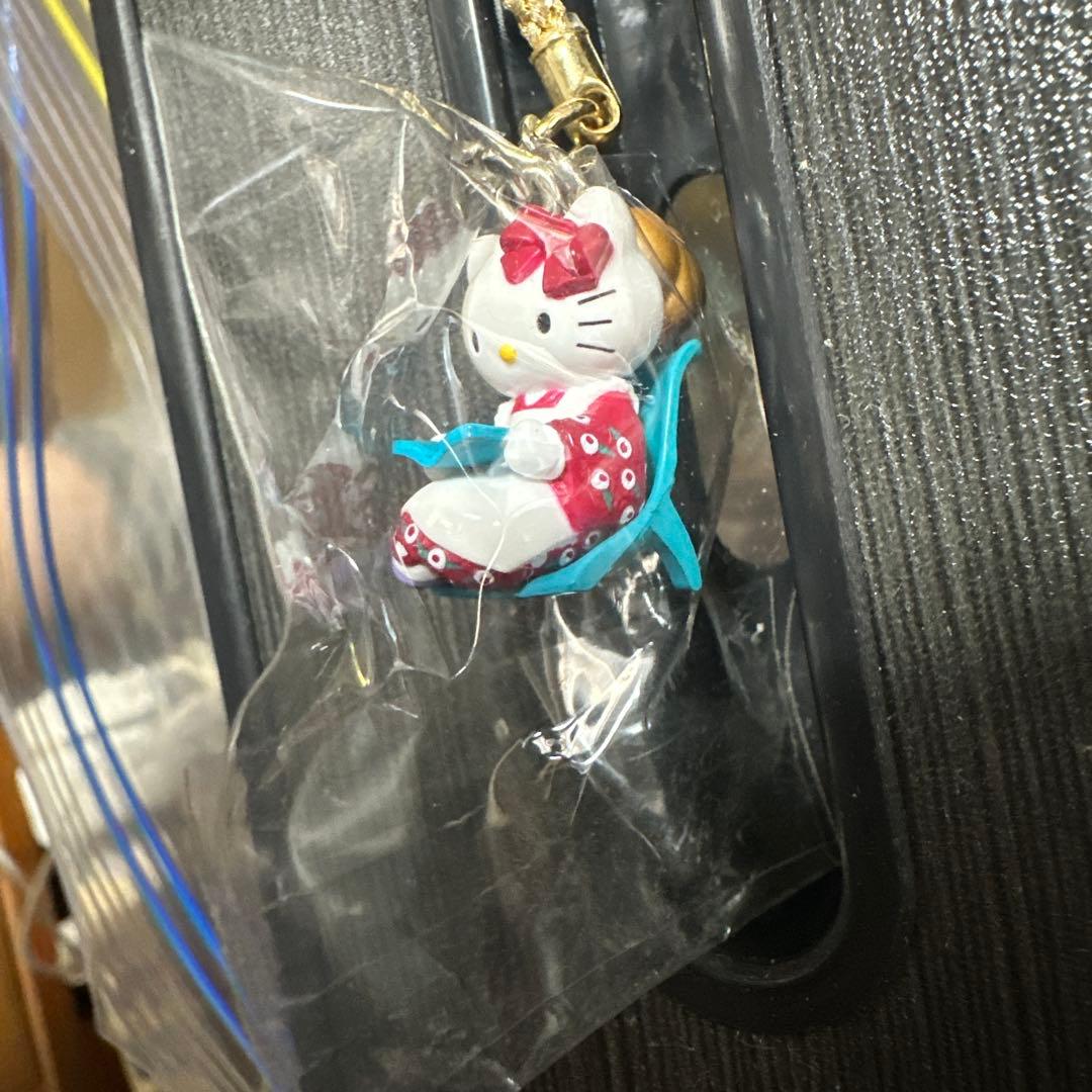 希少【ご当地キティ】池袋キティ物語　ストラップ
