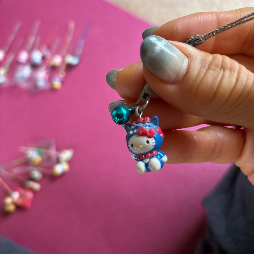 ご当地キティちゃんセット売り 沖縄から北海道まで色々