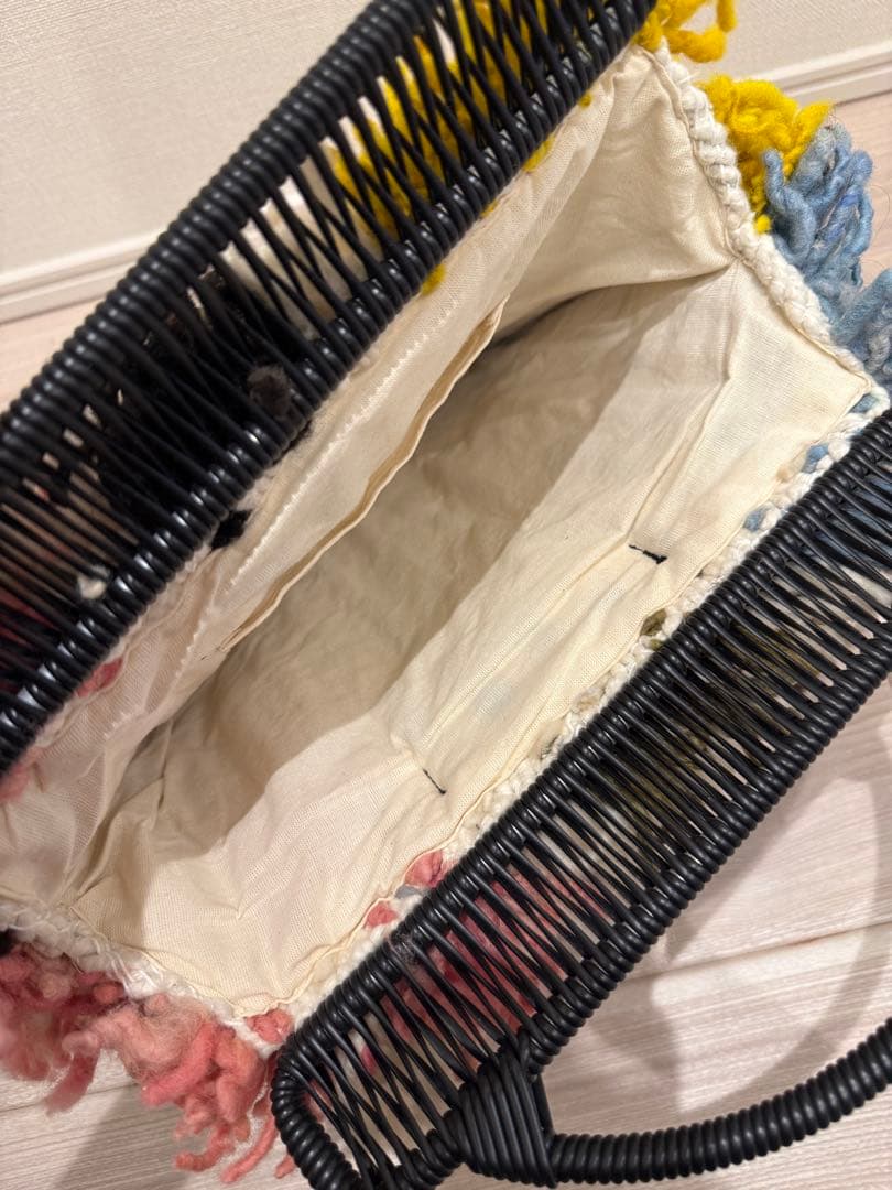 【ほぼ新品】マルニマーケット ウーリークロシェバッグ　袋あり　marni