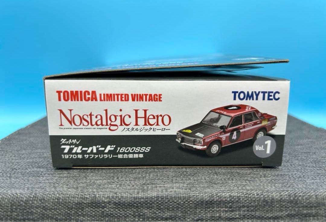★トミカリミテッドヴィンテージ　ノスタルジックヒーロー　ブルーバード　SSS