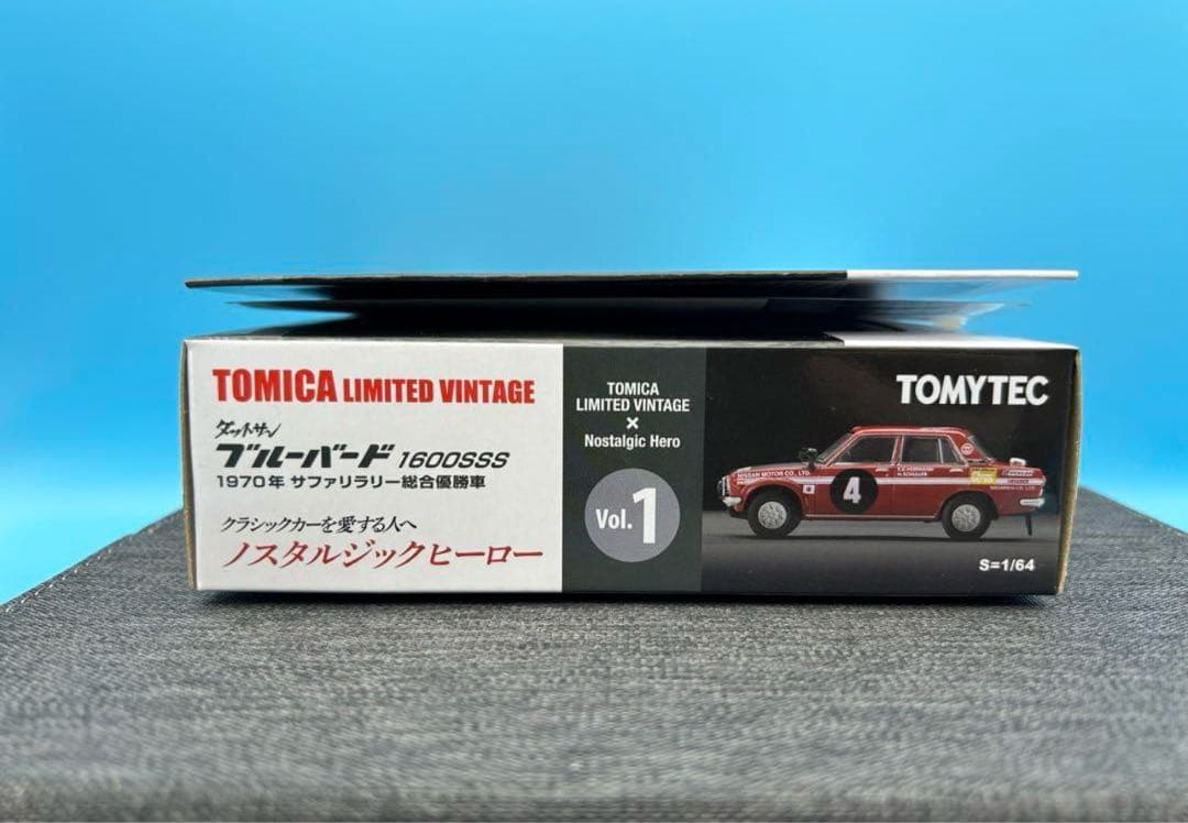 ★トミカリミテッドヴィンテージ　ノスタルジックヒーロー　ブルーバード　SSS