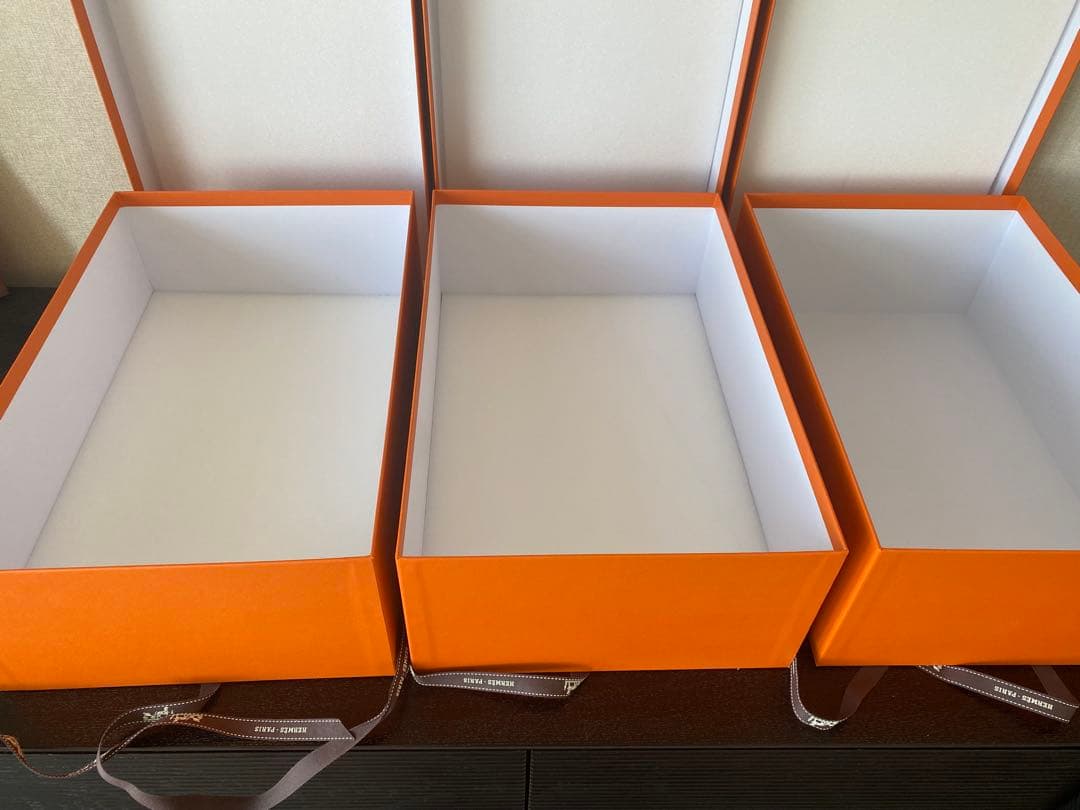 HERMES エルメス 空箱 & リボン 3セット 25.5×38×13.5 - メルカリ