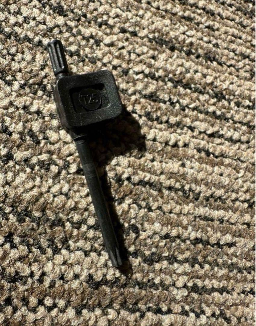 トリプル60 ホワイトカーボンウッドグレイン12.50 75mm 1本のみ再入荷