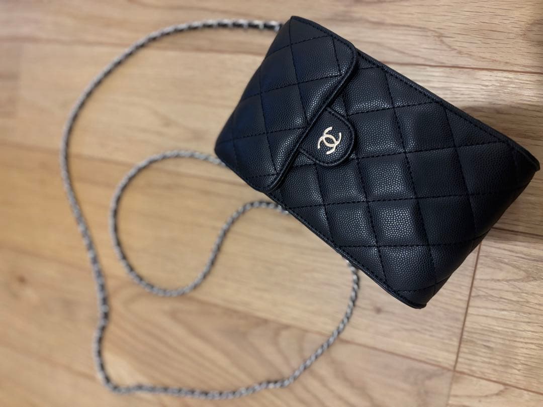 CHANEL シャネル ノベルティ スマホショルダー チェーンポーチ