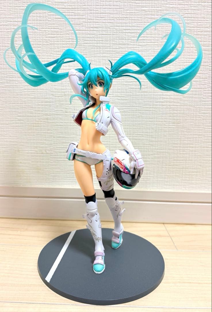 レーシングミク　フィギュア7体セット