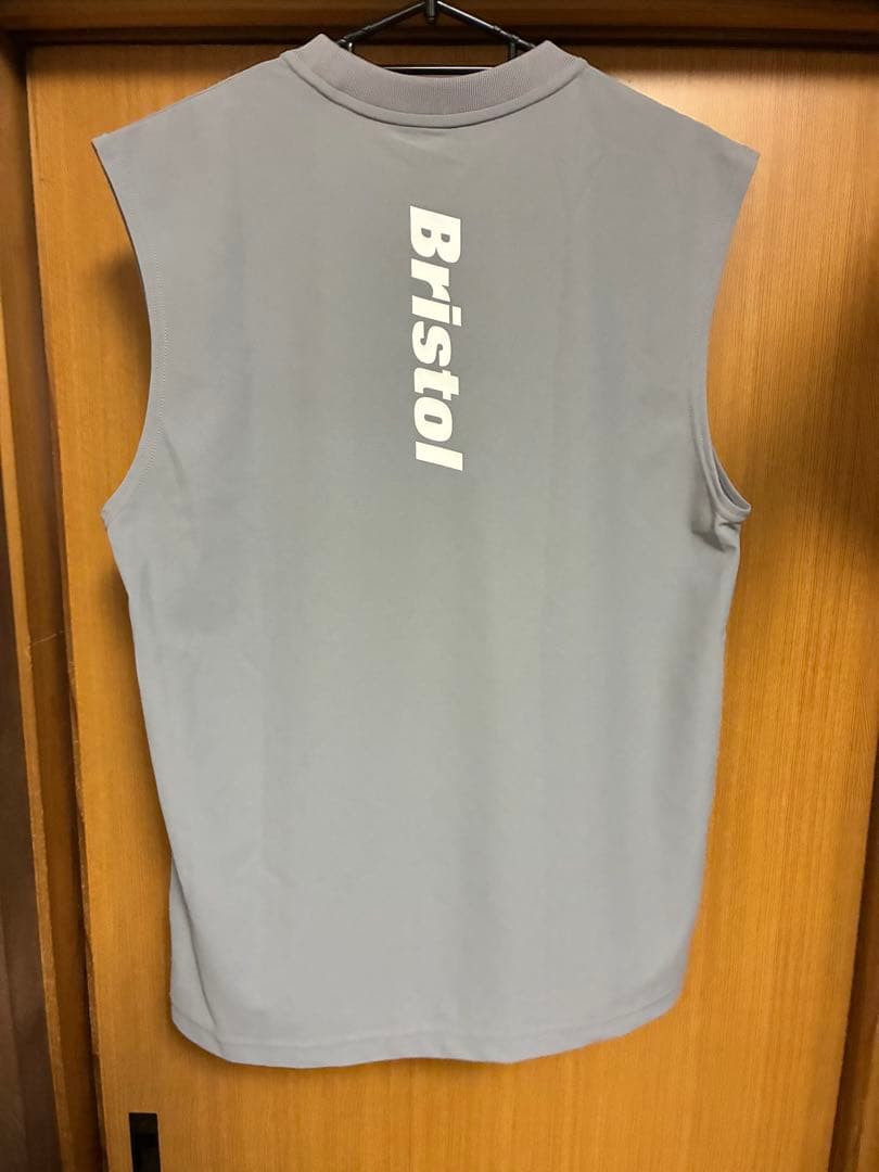 ア*ン様 F.C.Real Bristol ブリストル　ノースリーブ　S　タンク