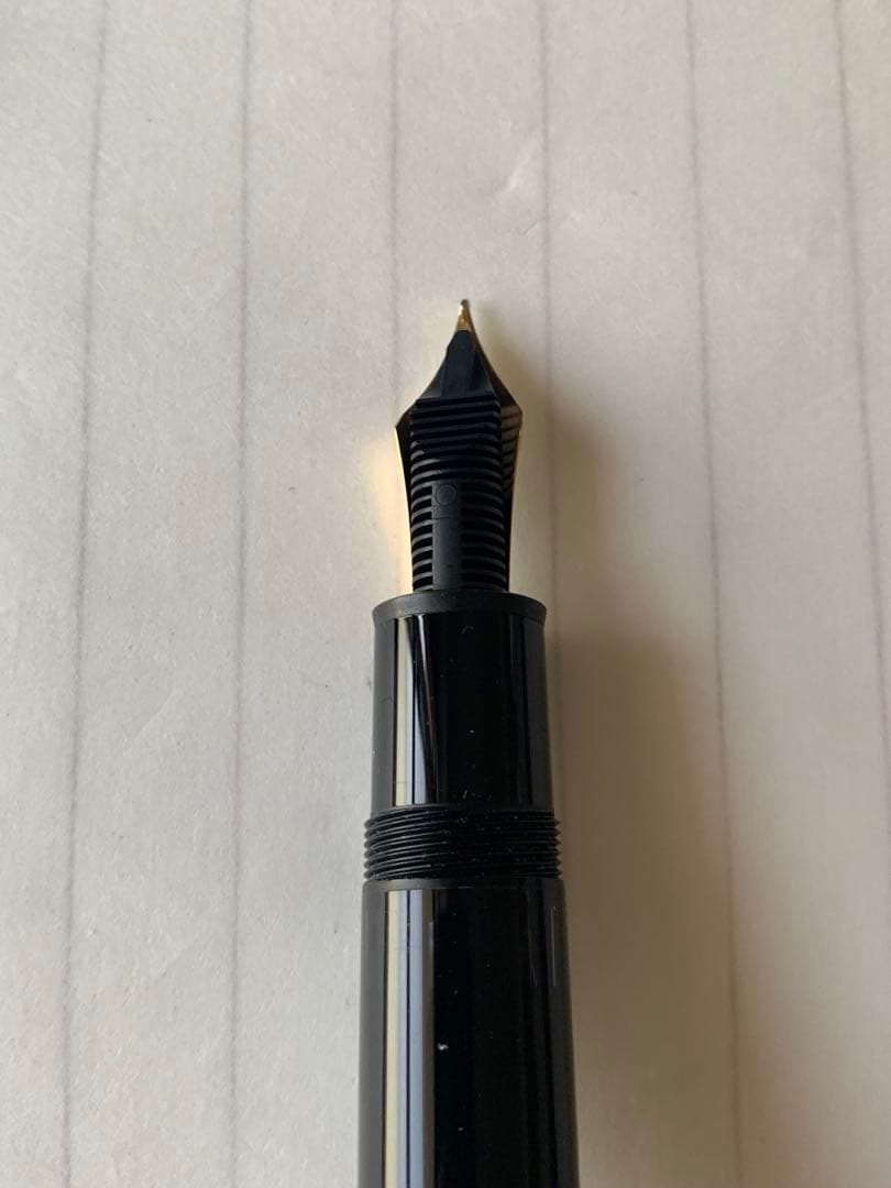 美品 モンブラン 万年筆 マイスターシュテュック149 18Kペン先