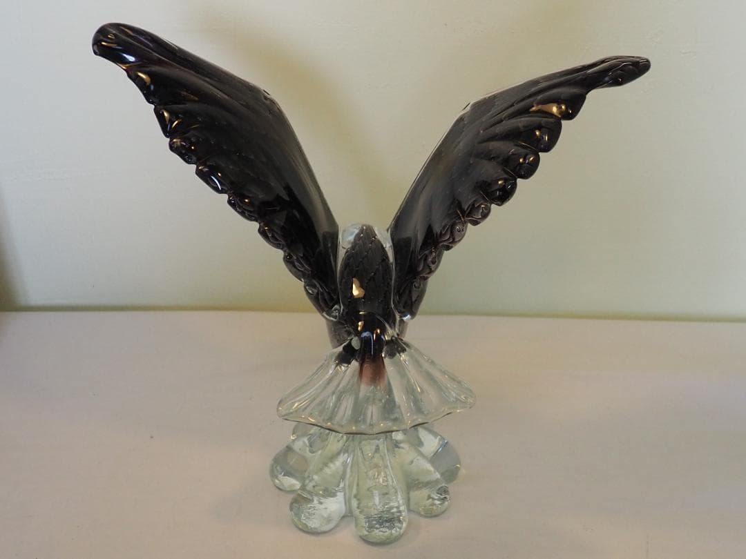 ガラスの鳥　鷲　鷹　置物　オブジェ　-KA