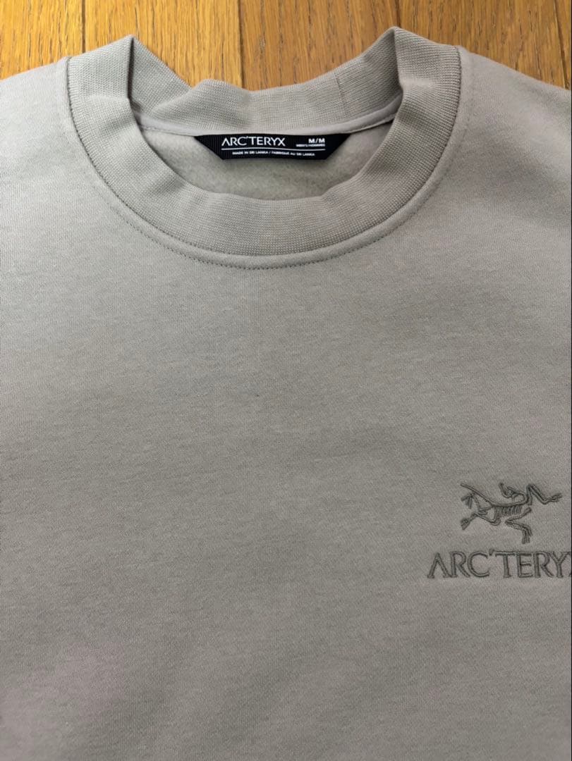 ARC'TERYX エンブレムフリースクルー arcteryx エンブレム フリース クルー メンズ アークテリクスから