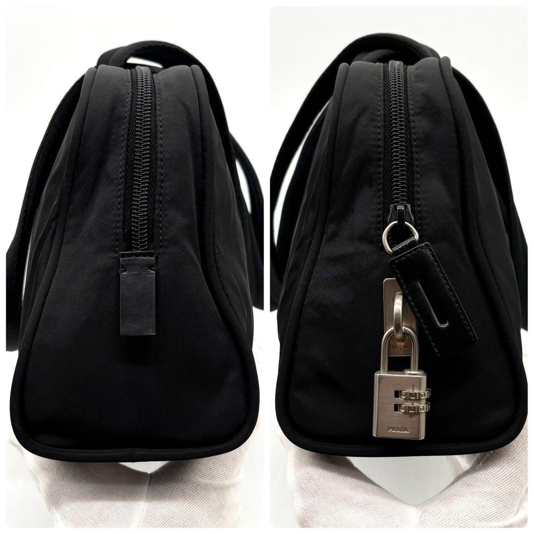 極美品✨プラダ ハンドバッグ ミニボストン ナイロン 三角ロゴ 白タグ ブラック