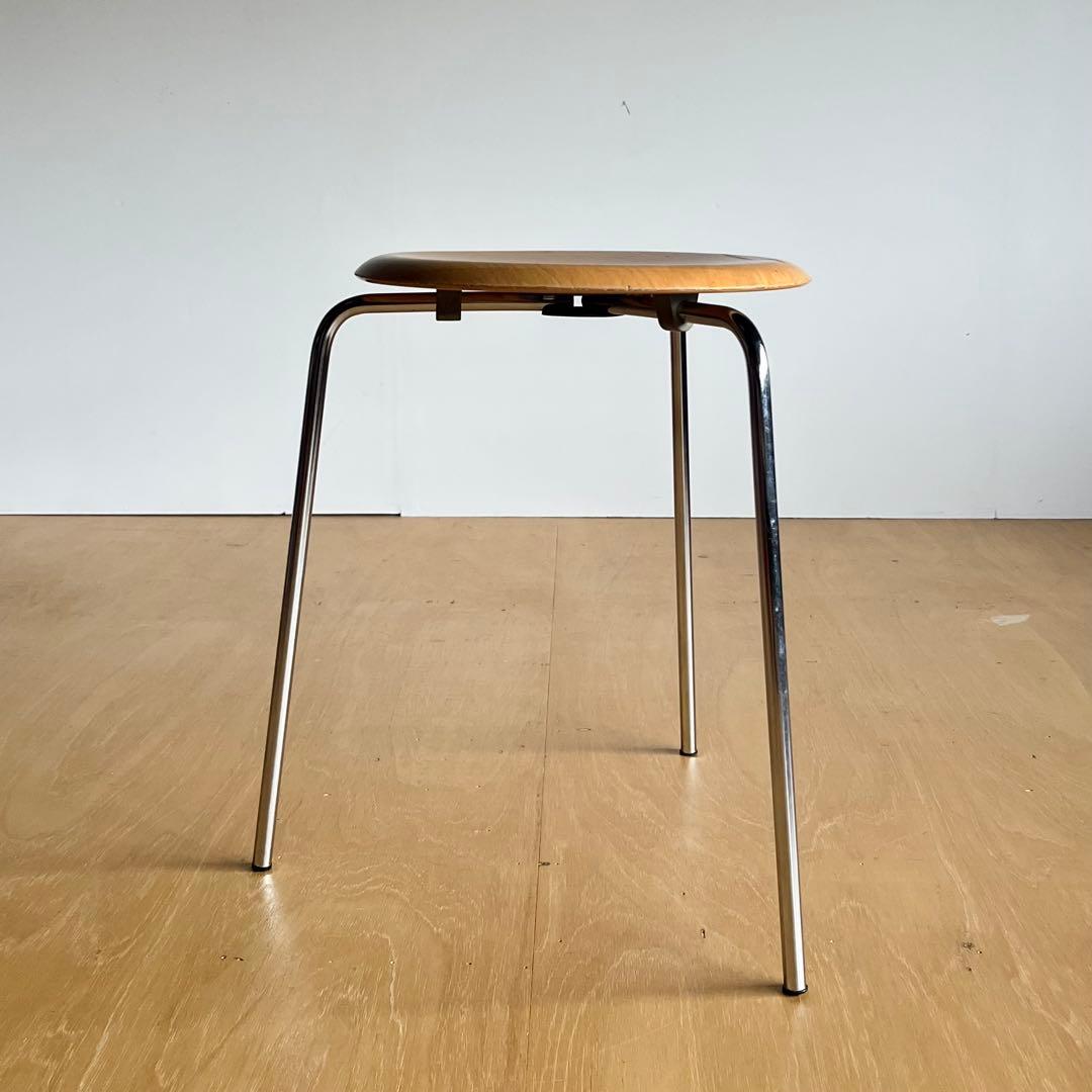 スツール Arne Jacobsen 3170 FRITZ HANSEN