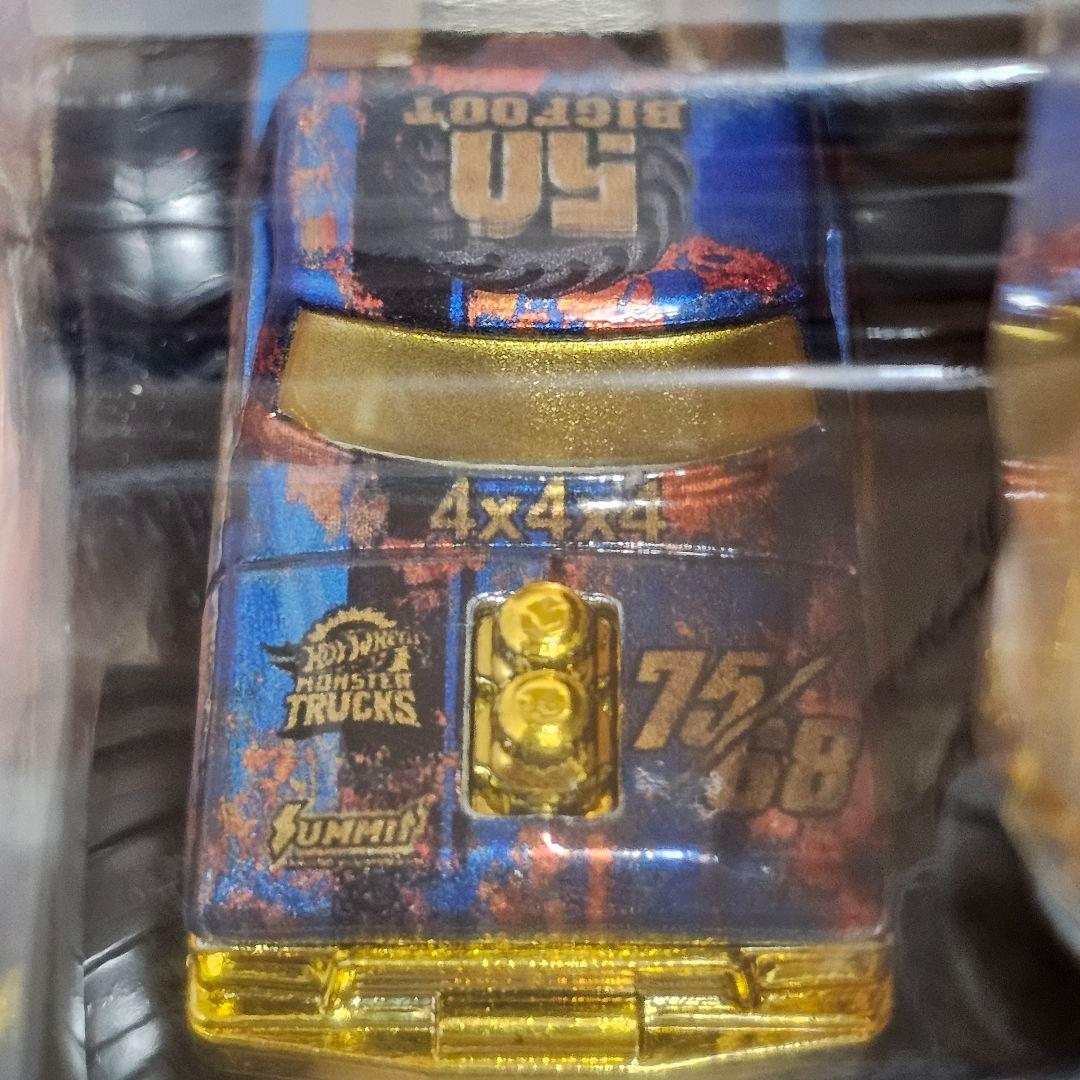 ホットウィール モンスタートラック ビッグフット 50周年 ゴールド