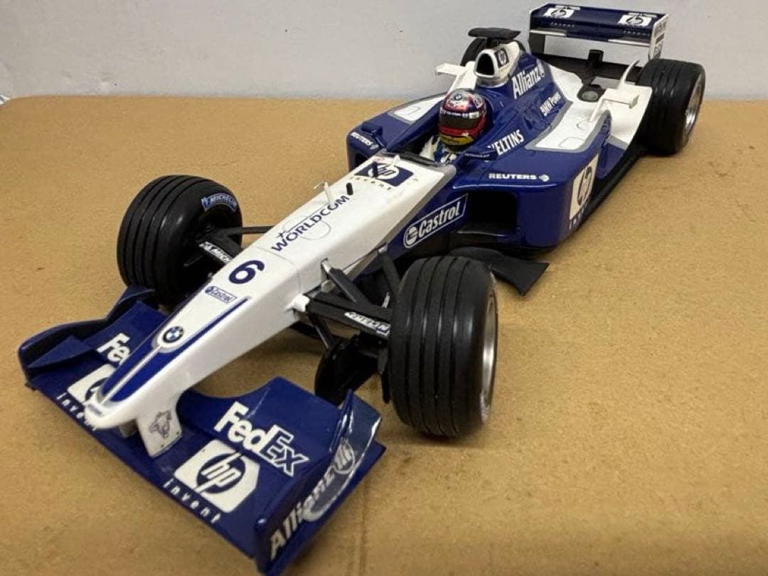 【ミニチャンプス　ウィリアムズ　BMW FW21 2002年1/18】