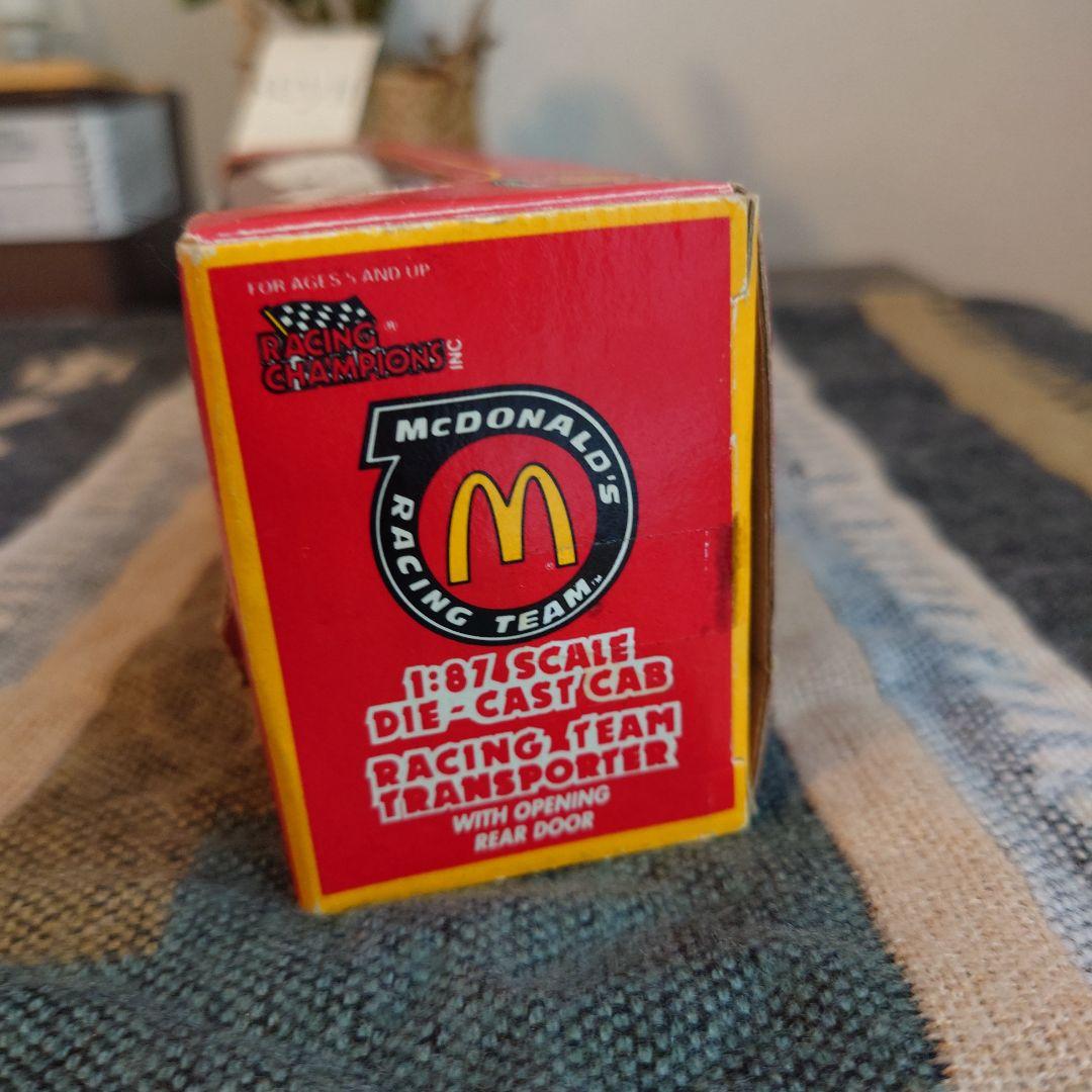 マクドナルド　 Larry Minor トレーラー 　レーシングチーム　ミニカー