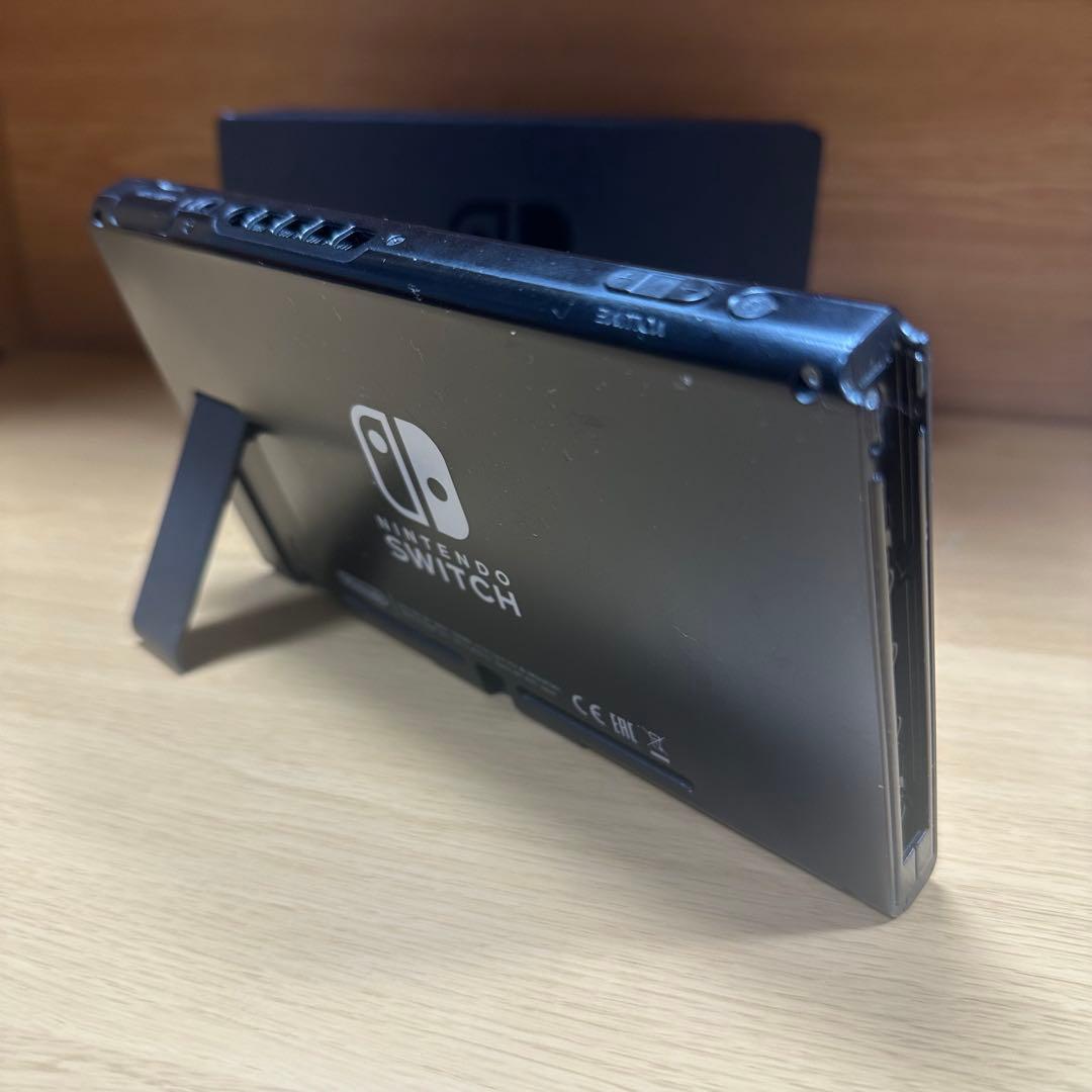 Nintendo Switch 本体 ブラック ドック付き