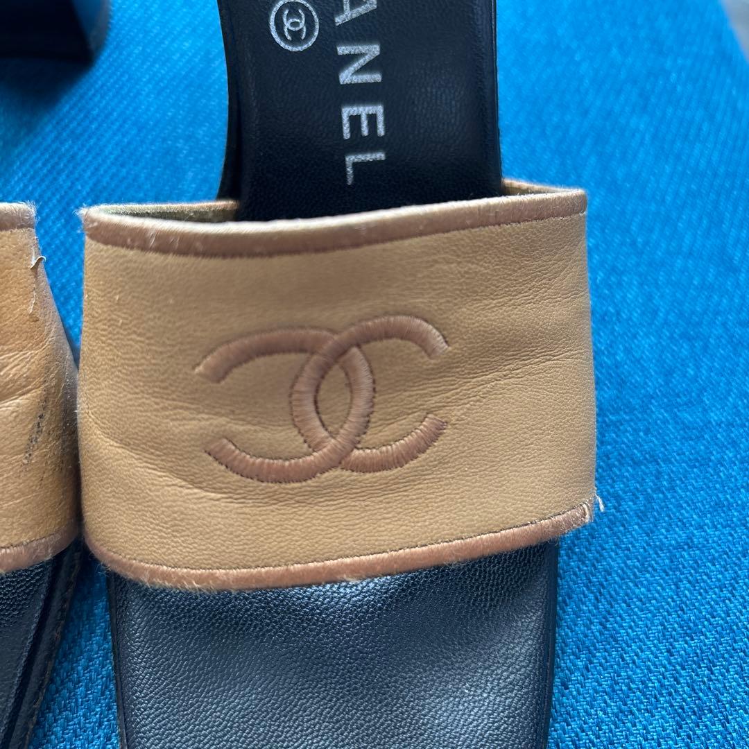 CHANEL ベージュ ブラック ミュール