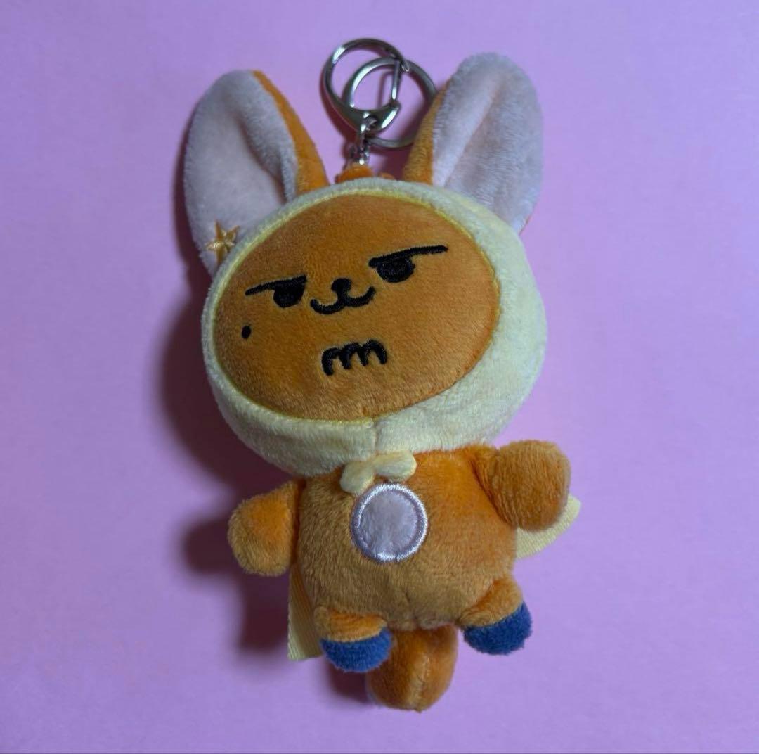 TXT ヨンジュン プルバトゥ キーホルダー ファンチュン 初期 TXT