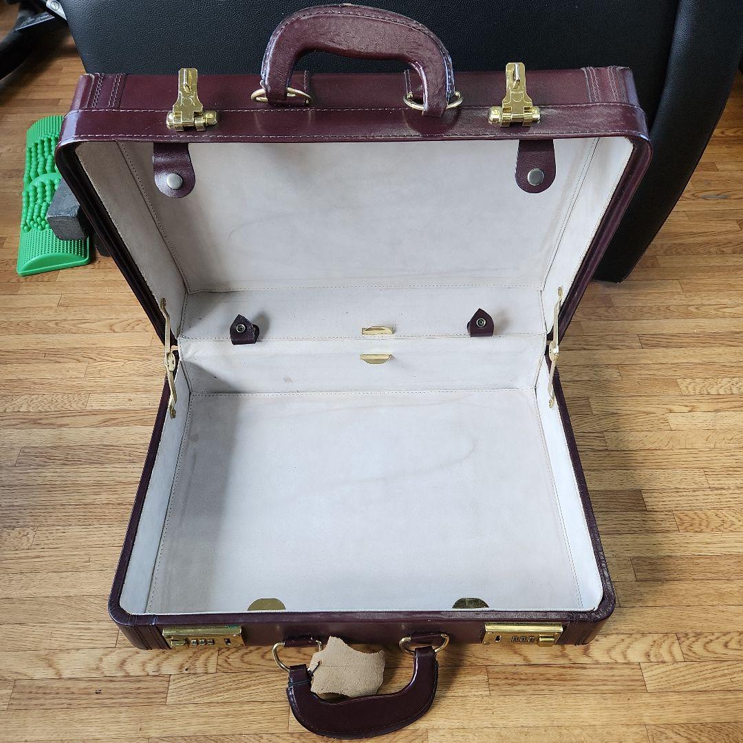 革製アタッシュケース えんじ色 LEATHERATTACHECASE レザー