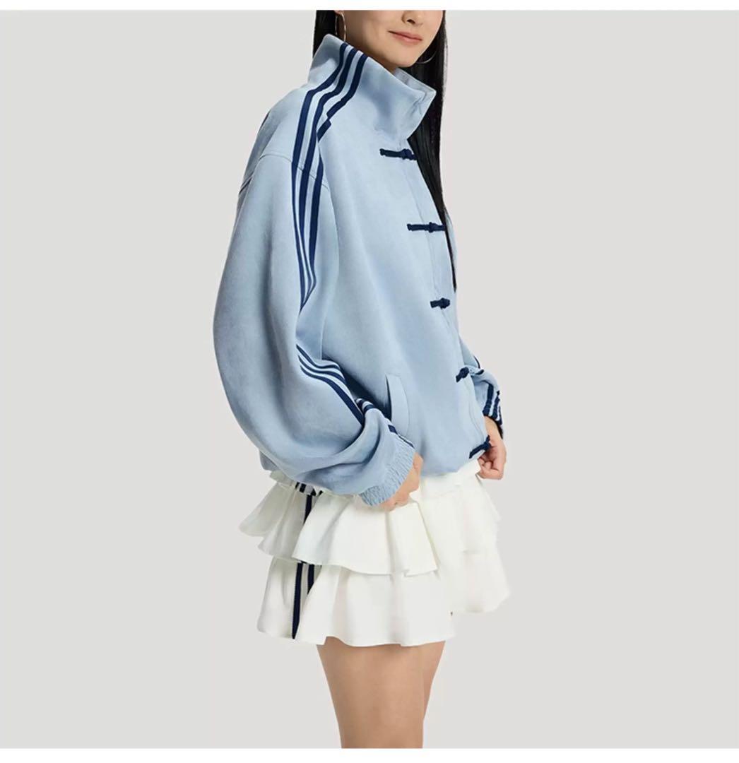 アディダス 中国限定 蛇年トラックジャケットライトブルー Mサイズ