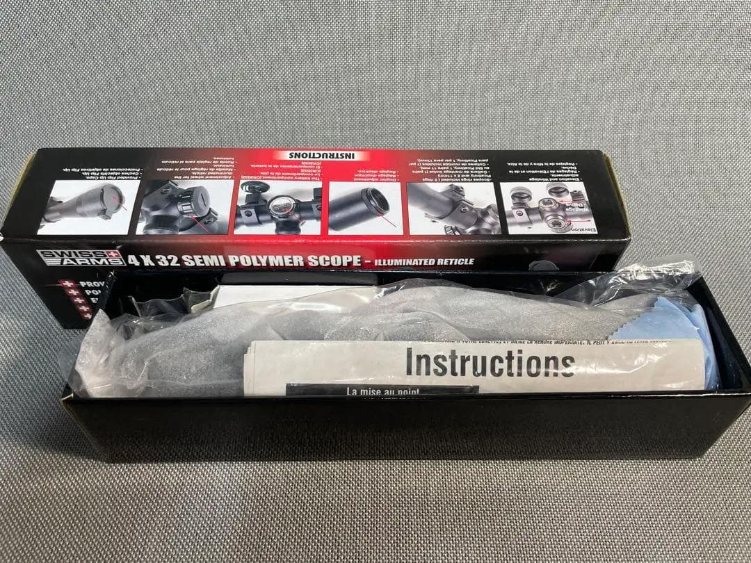 【SWISSARMS】4×32セミポリマースコープ　照明付き　新品