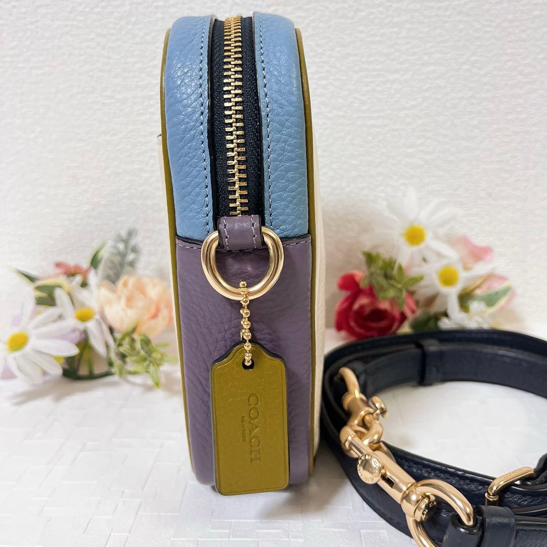 【美品】COACH ショルダーバッグ ミニバッグ スマホショルダー チャーム付き