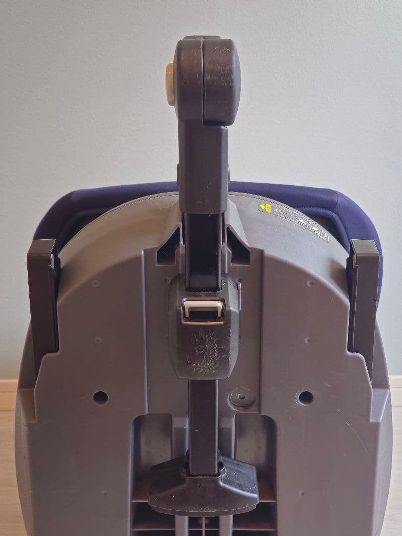 p*i様 コンビ combi ISOFIX チャイルドシート